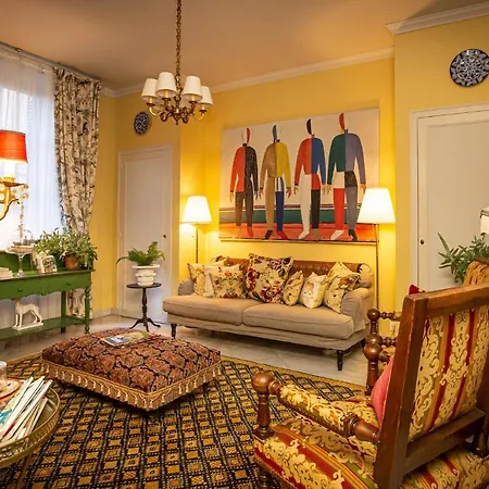 Du Palais Bed and Breakfast